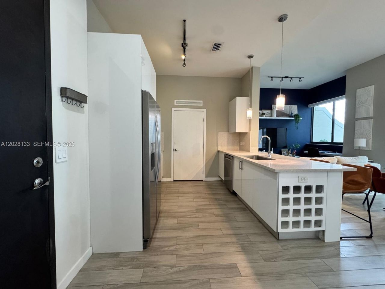 999 SW 1st Ave, Unit 1115, Miami, FL 33130 Photo