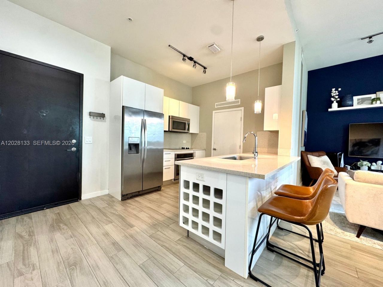 999 SW 1st Ave, Unit 1115, Miami, FL 33130 Photo
