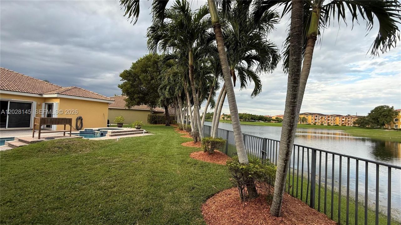21161 SW 88th Ct , Cutler Bay, FL 33189 Photo