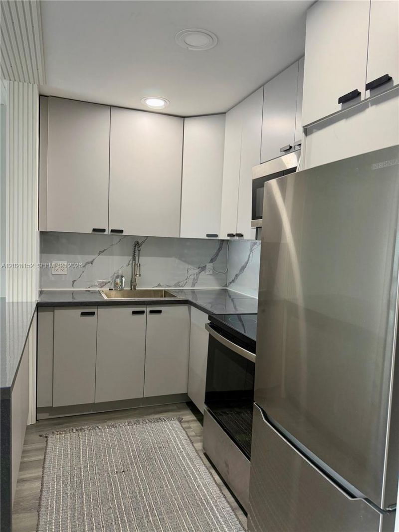 1520 Mckinley St , Unit 107E, Hollywood, FL 33020 Photo