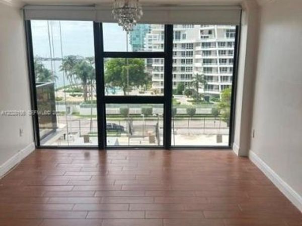 600 NE 36th St , Unit 516, Miami, FL 33137