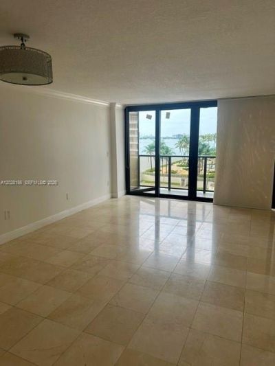 600 NE 36th St , Unit 516, Miami, FL 33137 Photo