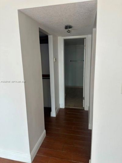 600 NE 36th St, Unit 516, Miami, FL 33137 Photo