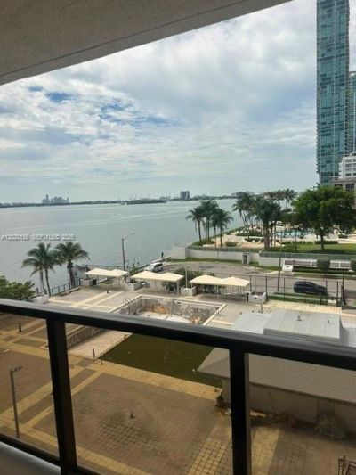 600 NE 36th St , Unit 516, Miami, FL 33137 Photo