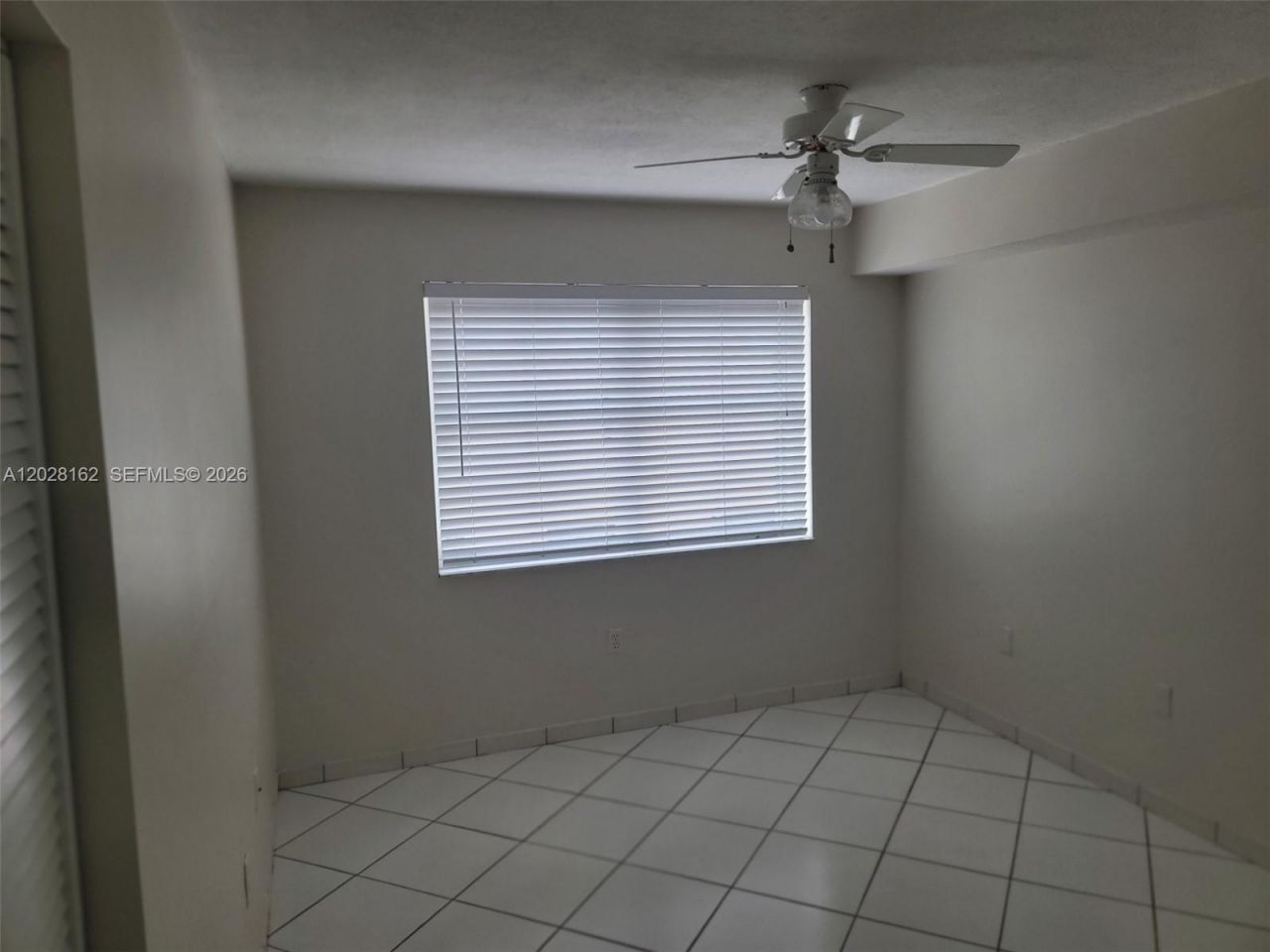 2600 Collins Ave, Unit 401, Miami Beach, FL 33140 Photo