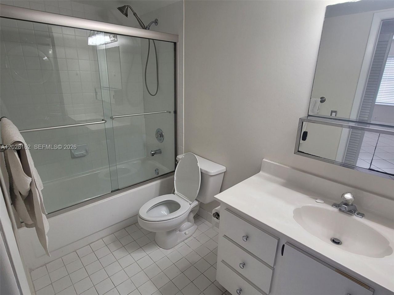 2600 Collins Ave, Unit 401, Miami Beach, FL 33140 Photo