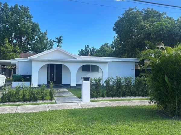 4290 SW 9th St , Unit B, Miami, FL 33134