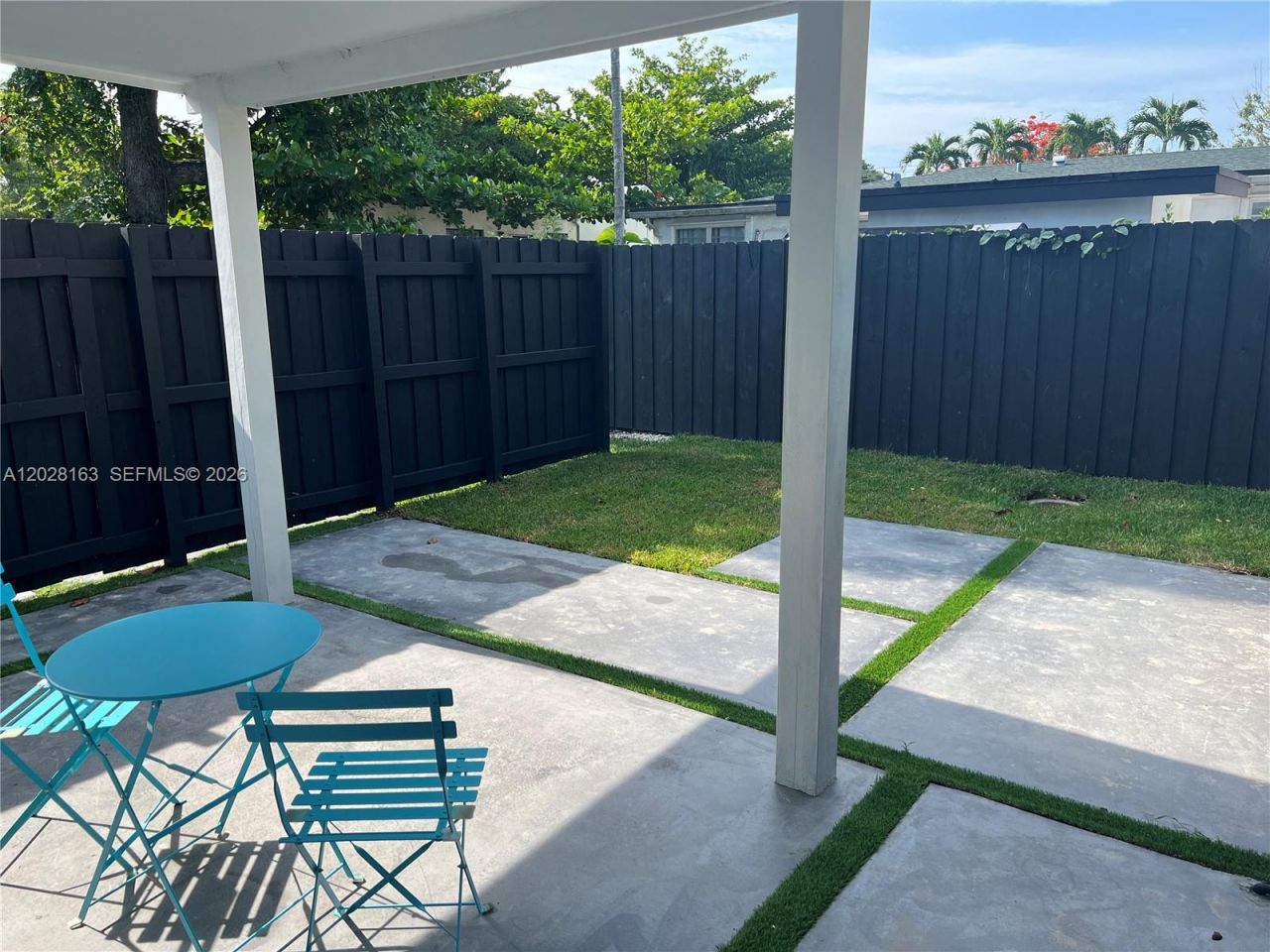 4290 SW 9th St , Unit B, Miami, FL 33134 Photo