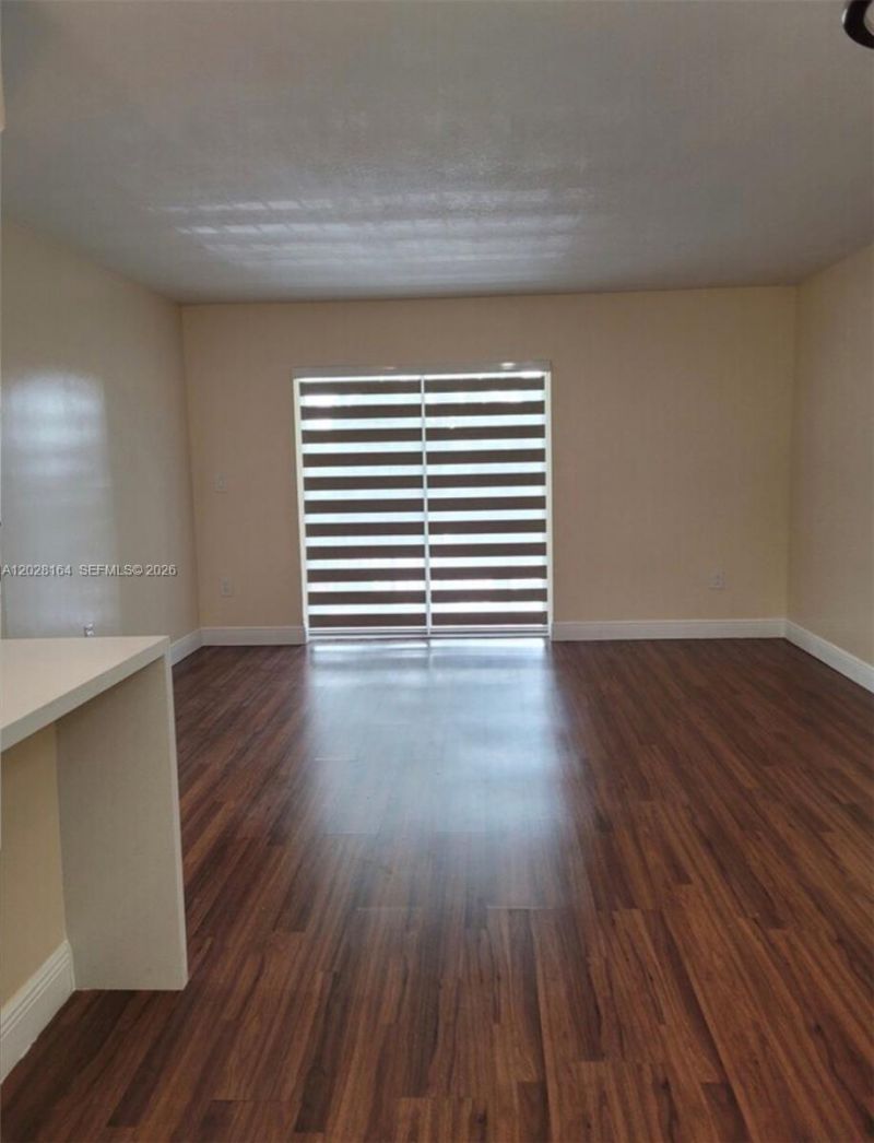 8580 SW 212th St , Unit 303, Cutler Bay, FL 33189 Photo