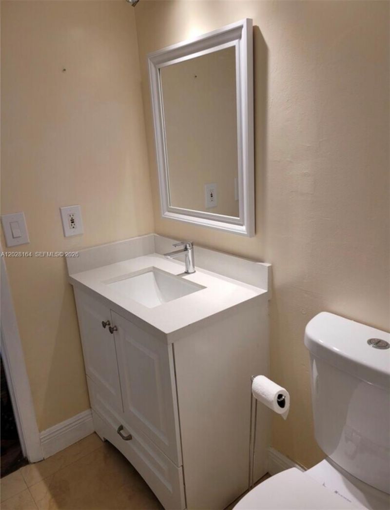 8580 SW 212th St , Unit 303, Cutler Bay, FL 33189 Photo
