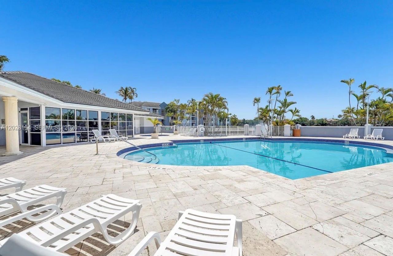 8580 SW 212th St , Unit 303, Cutler Bay, FL 33189 Photo