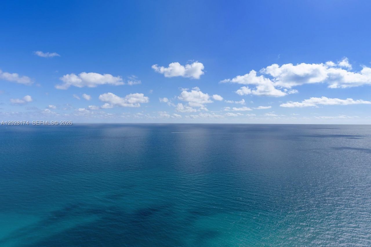 18555 Collins Ave , Unit 5105, Sunny Isles Beach, FL 33160 Photo