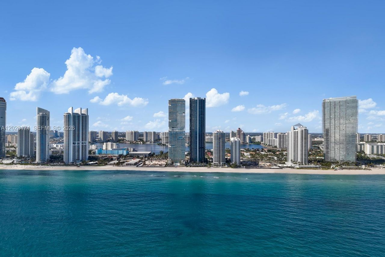 18555 Collins Ave , Unit 5105, Sunny Isles Beach, FL 33160 Photo