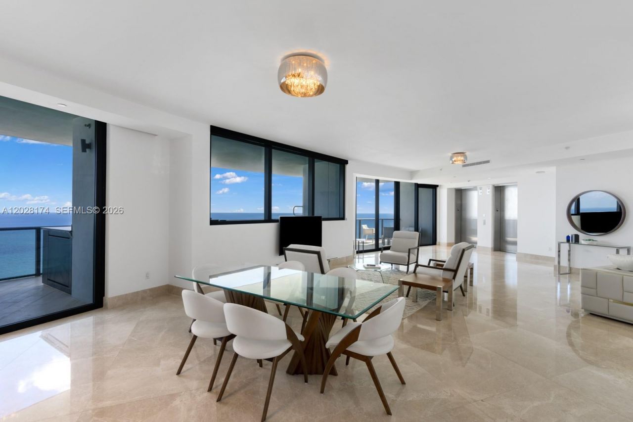 18555 Collins Ave , Unit 5105, Sunny Isles Beach, FL 33160 Photo