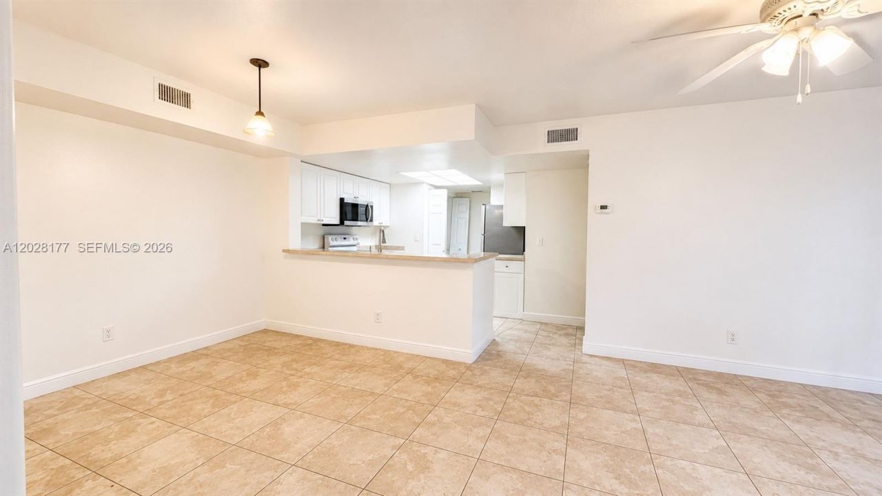 9022 W Atlantic Blvd, Unit 223, Coral Springs, FL 33071 Photo