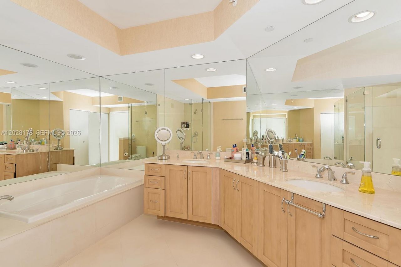 2821 N Ocean Blvd , Unit 703S, Fort Lauderdale, FL 33308 Photo