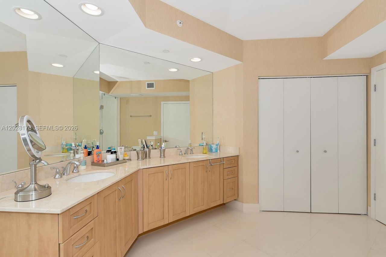 2821 N Ocean Blvd , Unit 703S, Fort Lauderdale, FL 33308 Photo