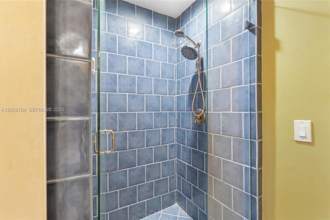 9942 NW 10th St , Unit 7, Pembroke Pines, FL 33024 Photo
