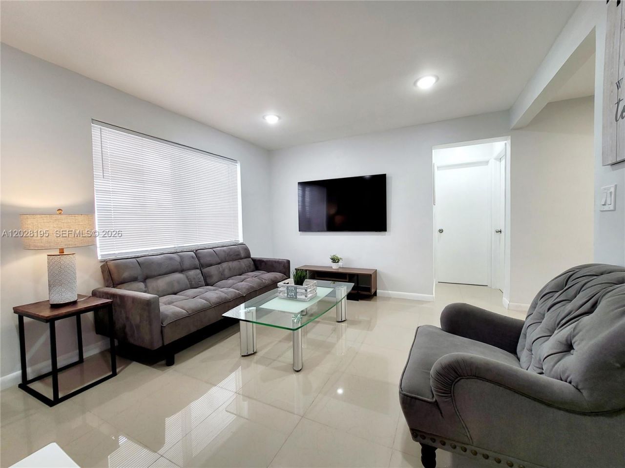 1723 Wiley St , Unit XX, Hollywood, FL 33020 Photo