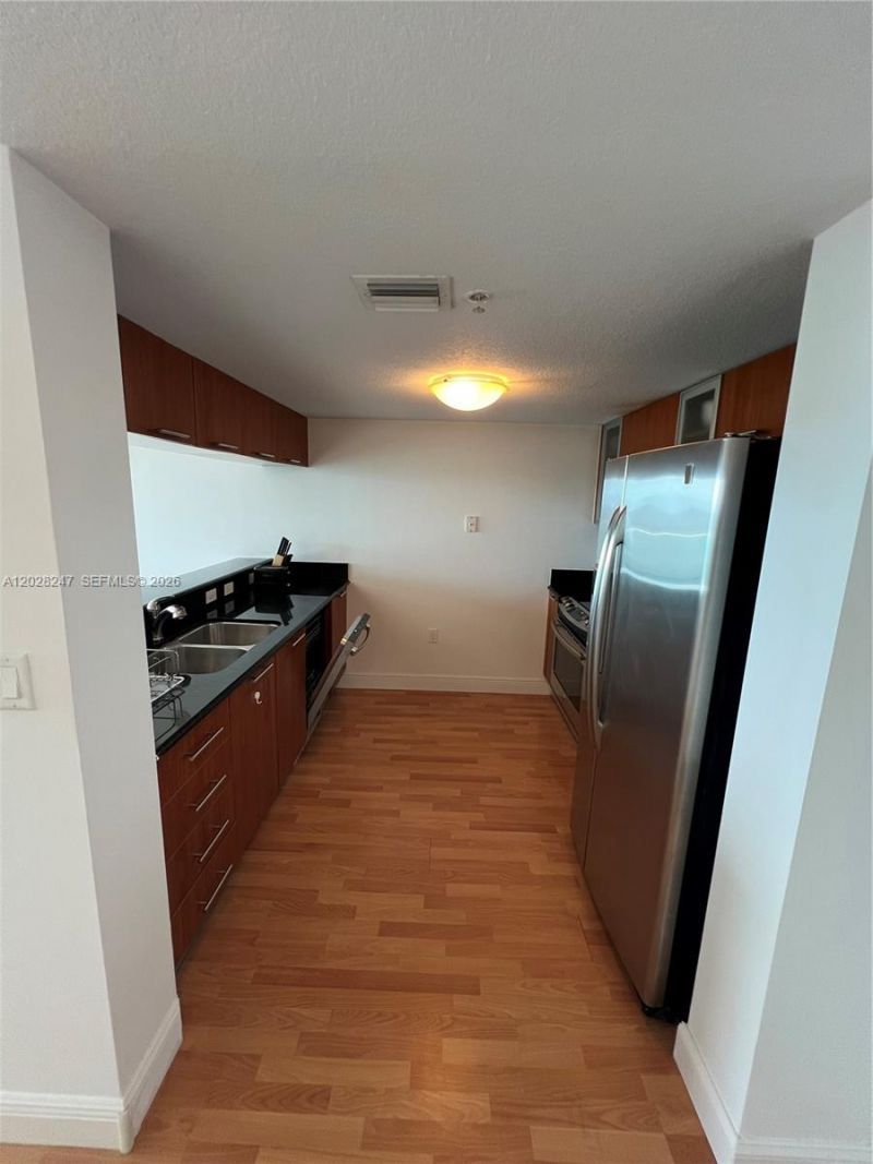 1800 N Bayshore Dr , Unit 2310, Miami, FL 33132 Photo
