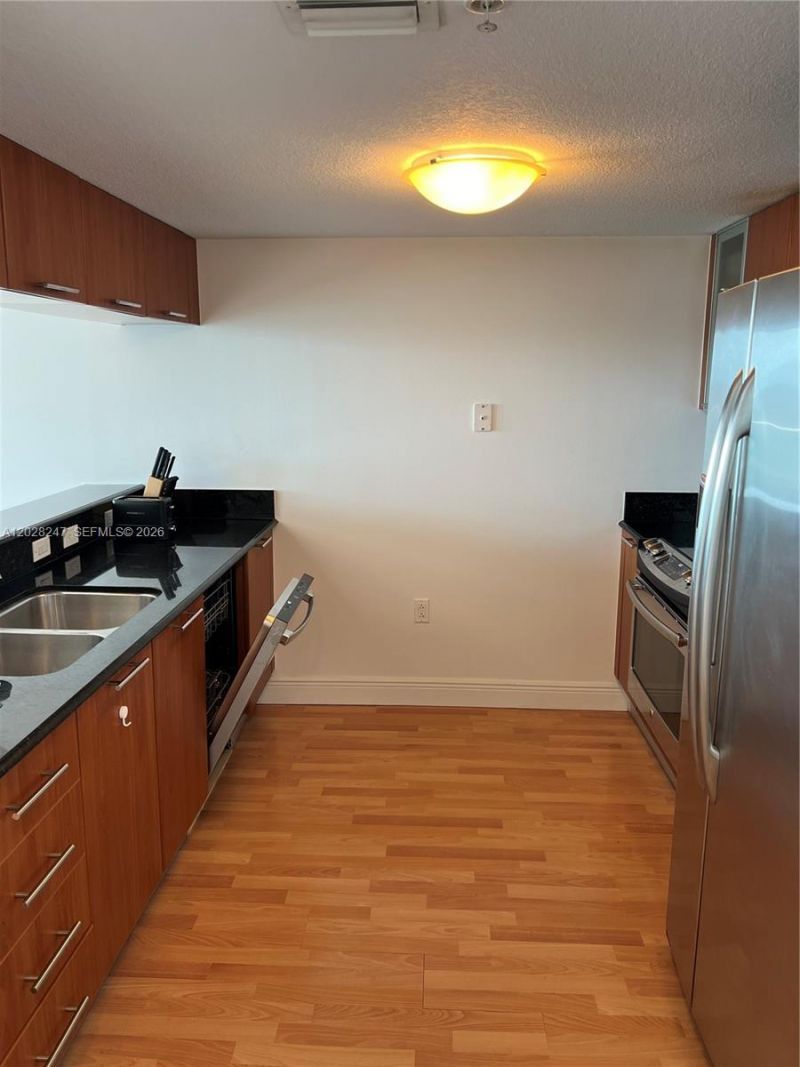 1800 N Bayshore Dr , Unit 2310, Miami, FL 33132 Photo