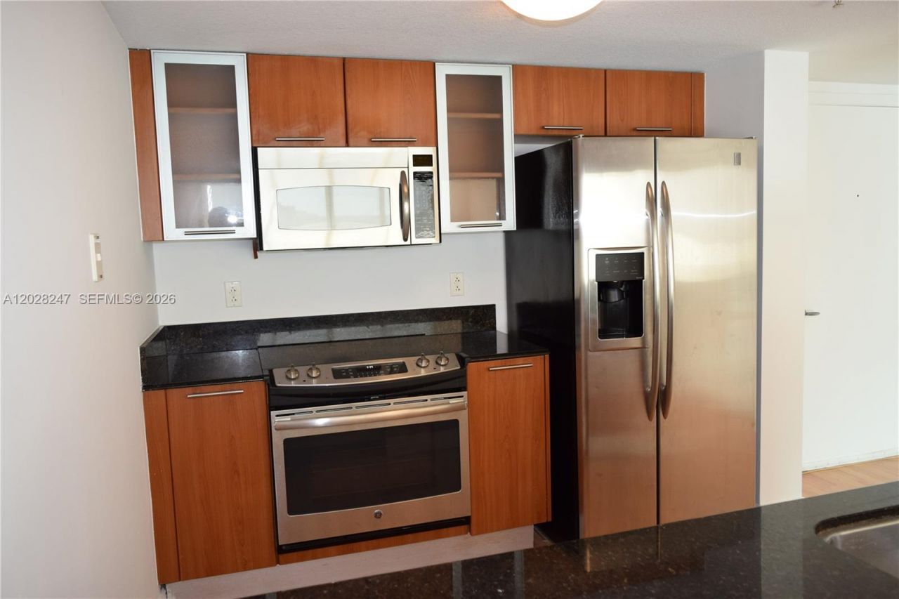 1800 N Bayshore Dr, Unit 2310, Miami, FL 33132 Photo