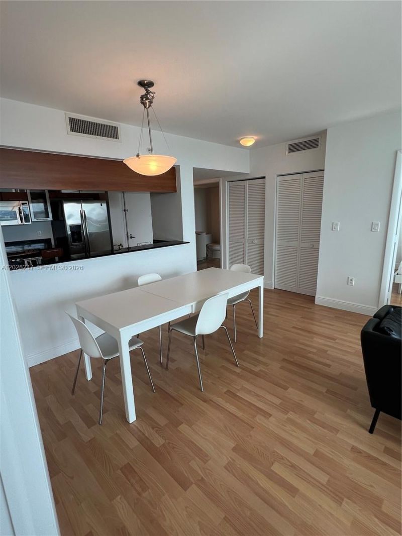 1800 N Bayshore Dr , Unit 2310, Miami, FL 33132 Photo