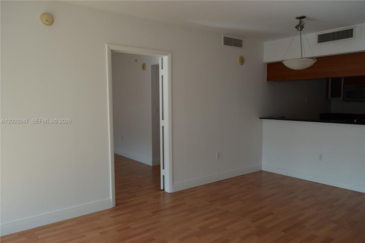 1800 N Bayshore Dr, Unit 2310, Miami, FL 33132 Photo