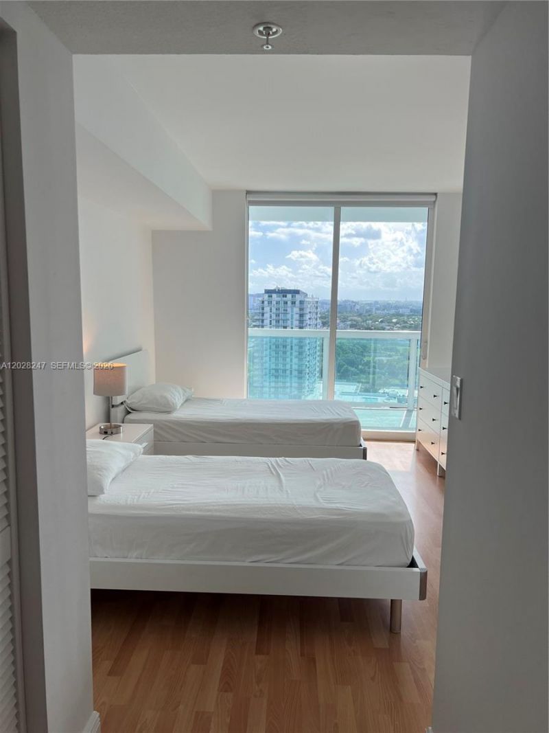 1800 N Bayshore Dr , Unit 2310, Miami, FL 33132 Photo