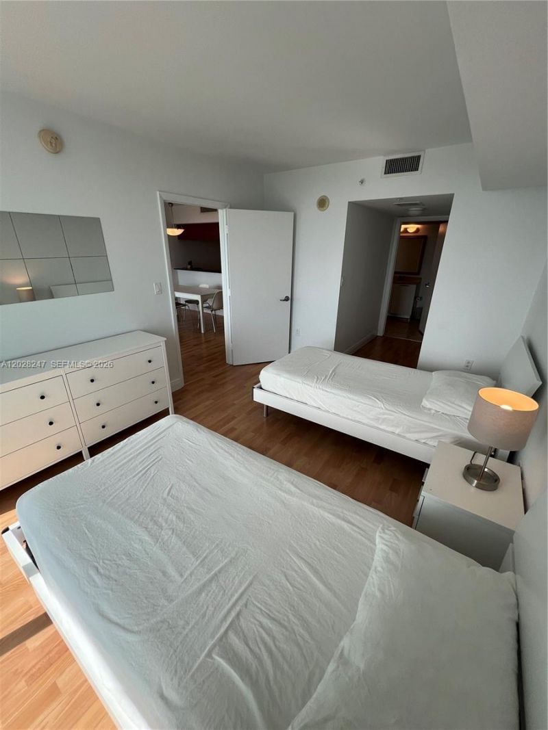 1800 N Bayshore Dr , Unit 2310, Miami, FL 33132 Photo