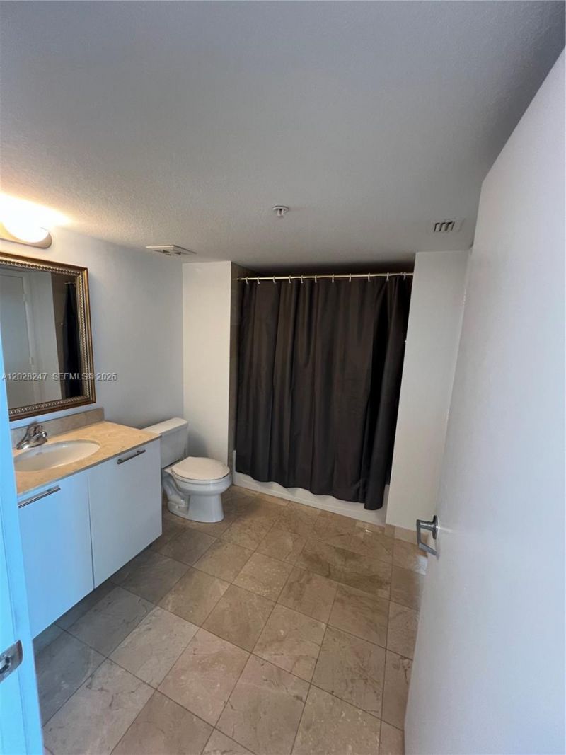 1800 N Bayshore Dr , Unit 2310, Miami, FL 33132 Photo