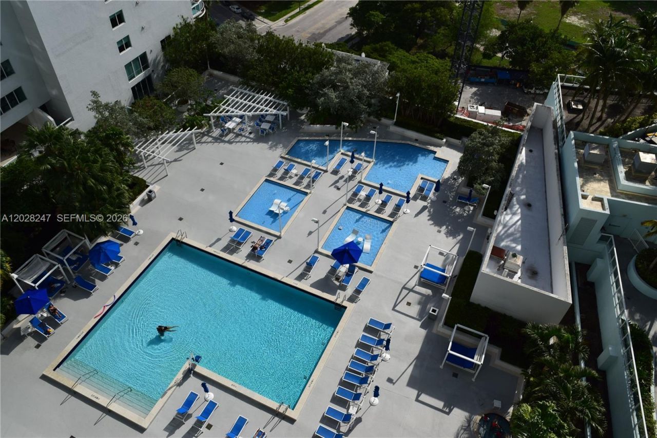 1800 N Bayshore Dr, Unit 2310, Miami, FL 33132 Photo