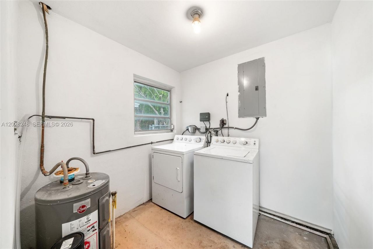 331 NE 42nd Ct , Oakland Park, FL 33334 Photo