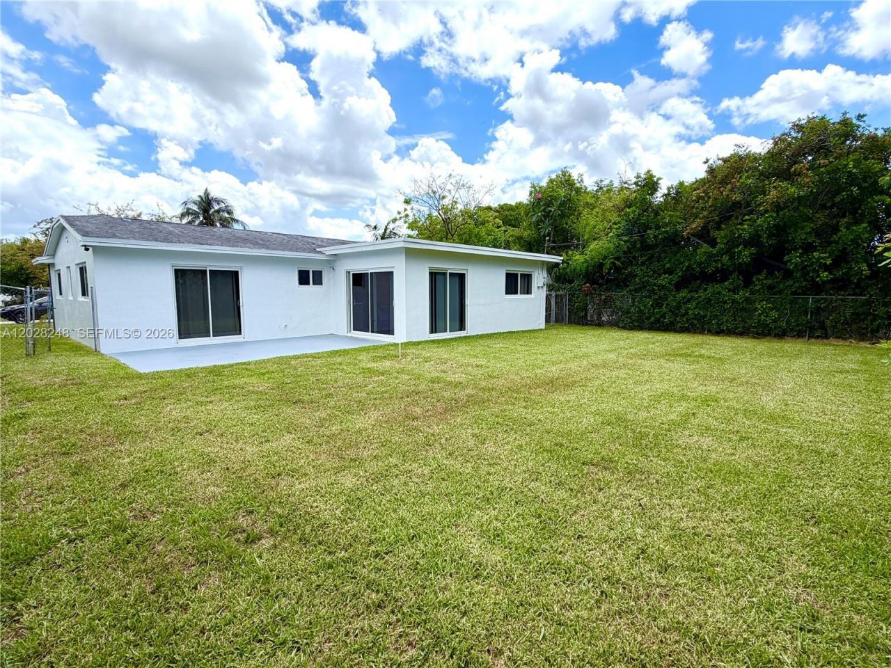331 NE 42nd Ct , Oakland Park, FL 33334 Photo
