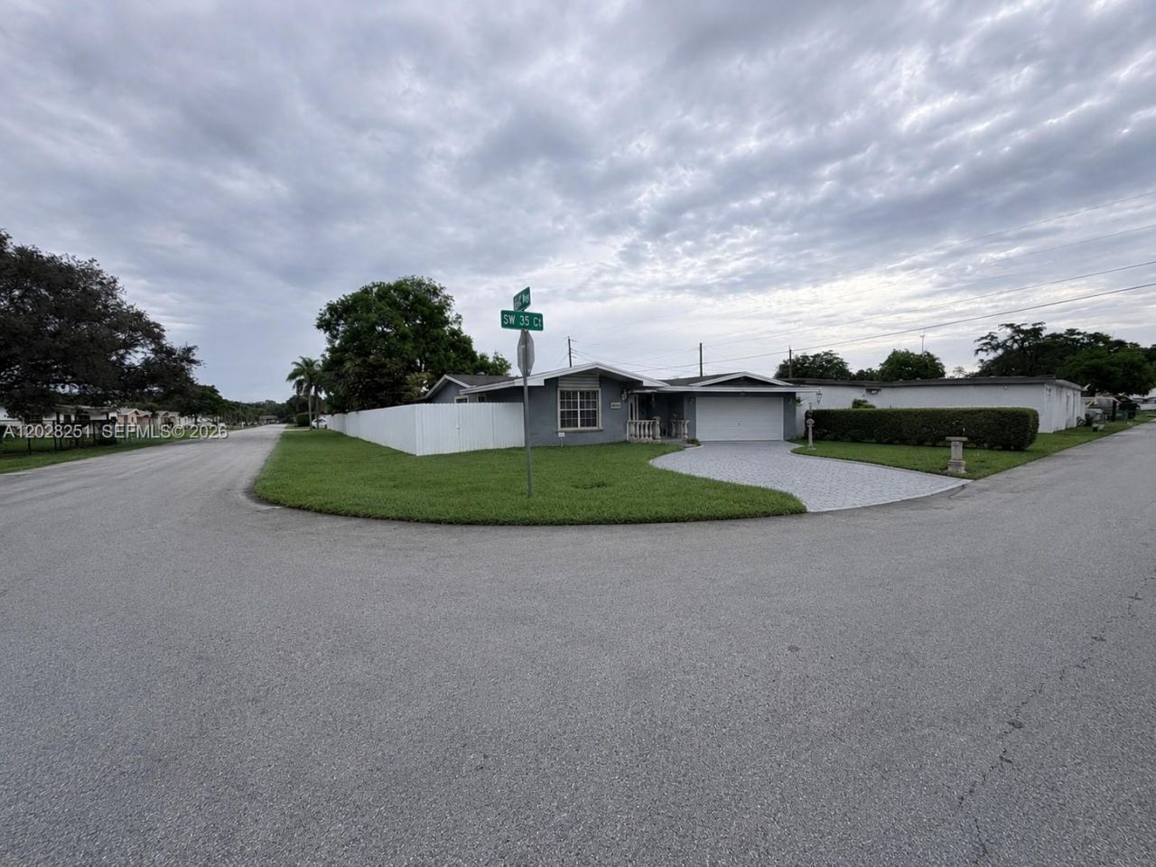 6361 SW 35th Ct, Miramar, FL 33023 Photo