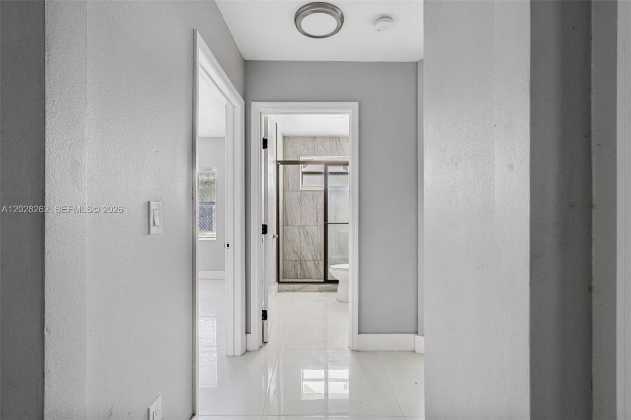 352 NW 41st St , Miami, FL 33127 Photo