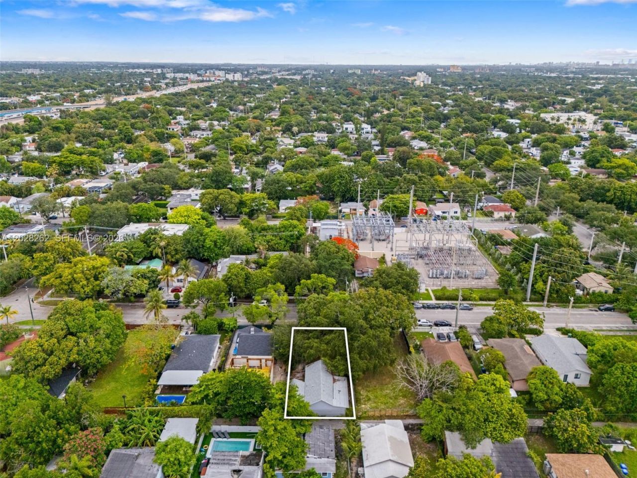 352 NW 41st St , Miami, FL 33127 Photo