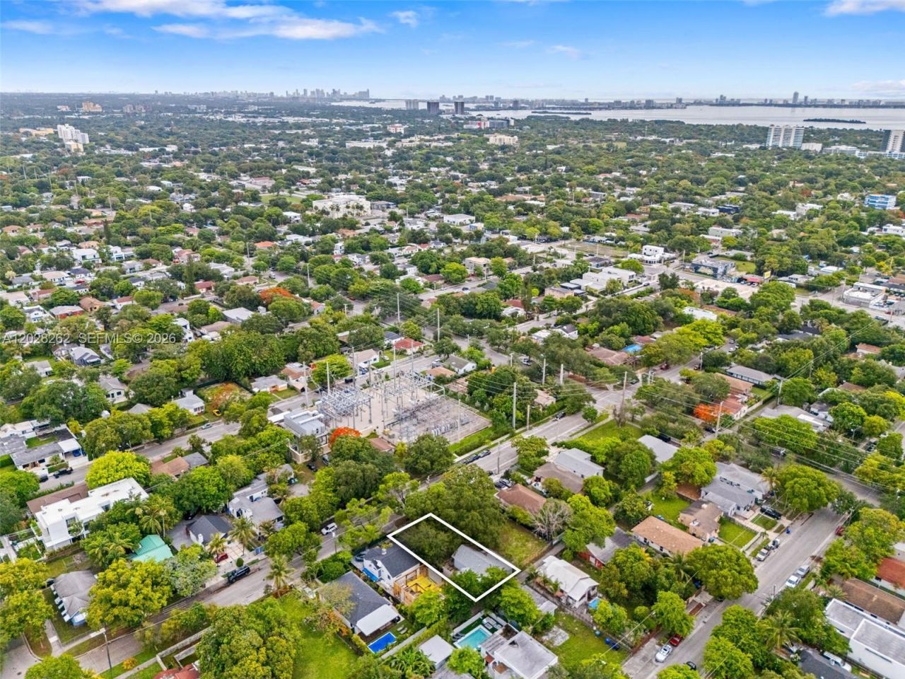 352 NW 41st St , Miami, FL 33127 Photo