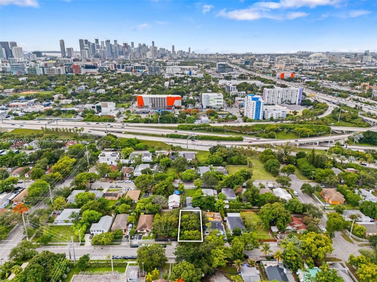 352 NW 41st St , Miami, FL 33127 Photo