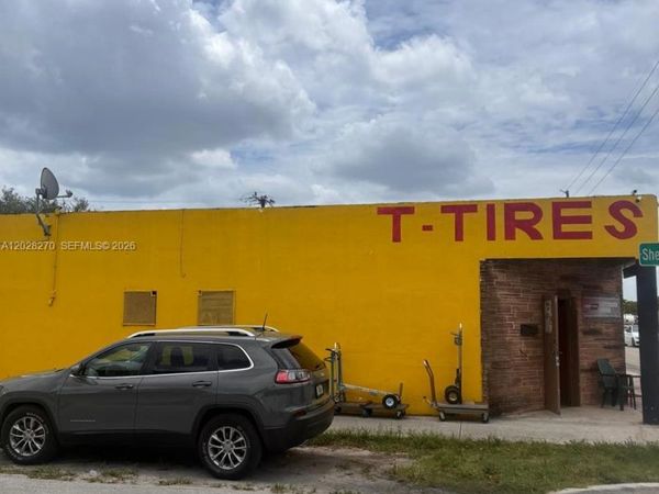 2337 N 21st Ave, Hollywood, FL 33020