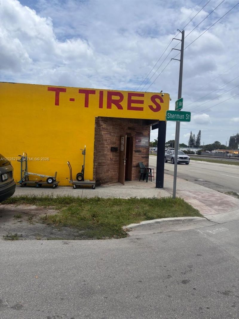 2337 N 21st Ave, Hollywood, FL 33020 Photo