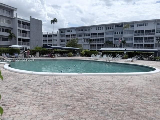 330 SE 2nd St, Unit 303H, Hallandale Beach, FL 33009 Photo