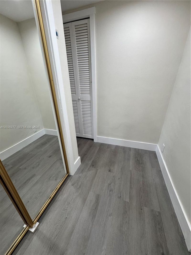 330 SE 2nd St, Unit 303H, Hallandale Beach, FL 33009 Photo