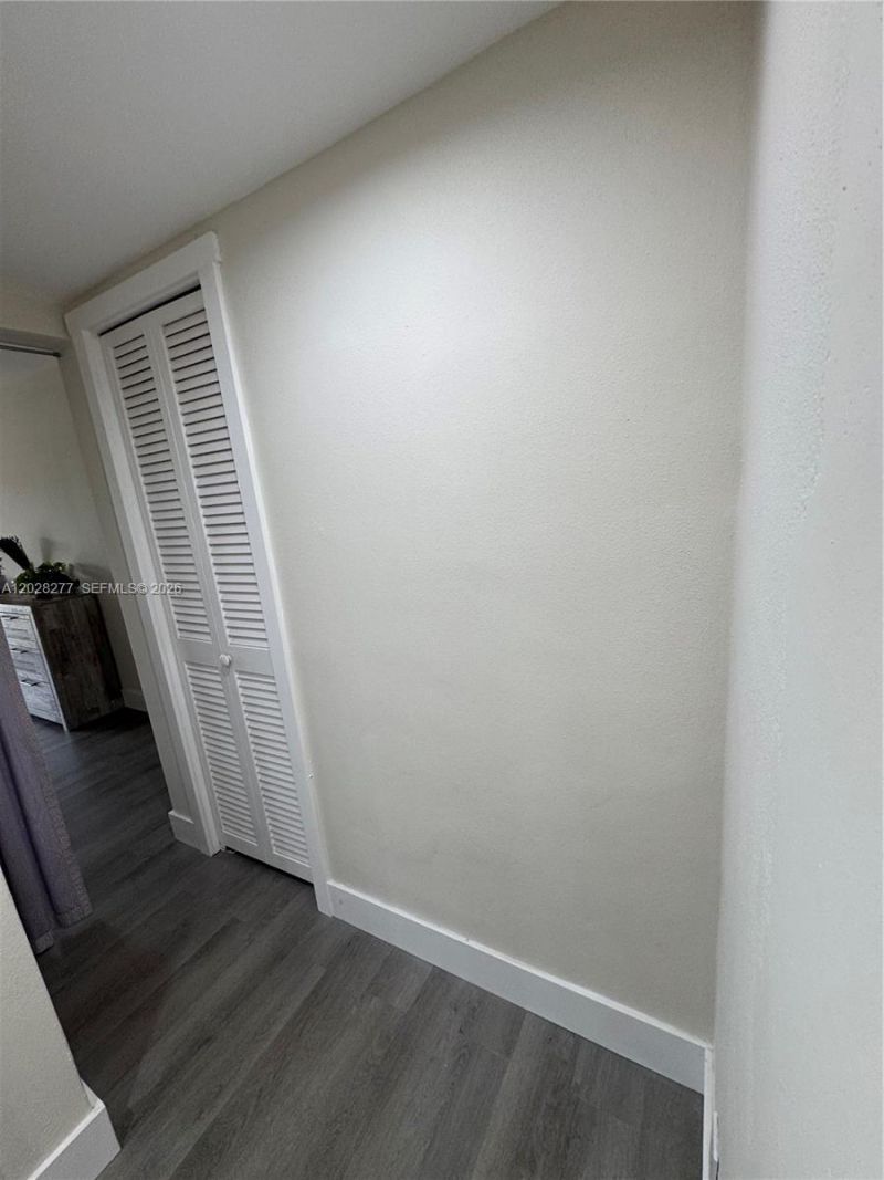 330 SE 2nd St, Unit 303H, Hallandale Beach, FL 33009 Photo