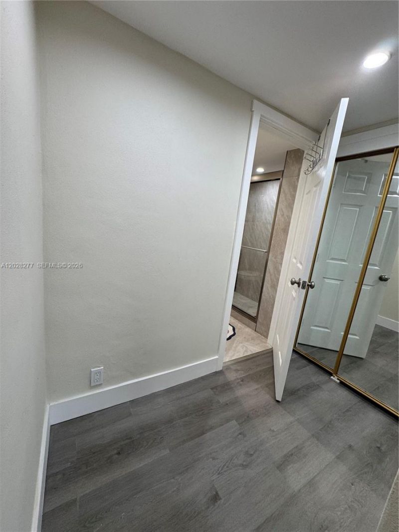 330 SE 2nd St, Unit 303H, Hallandale Beach, FL 33009 Photo