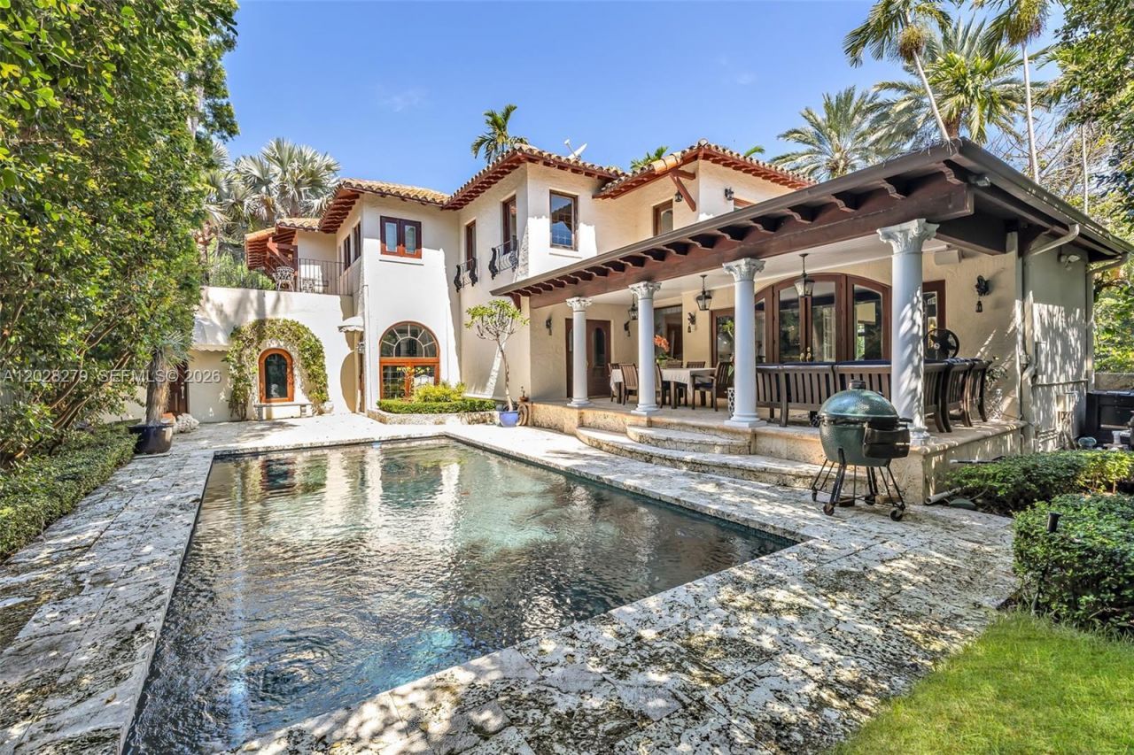 3462 N Moorings Way , Miami, FL 33133 Photo