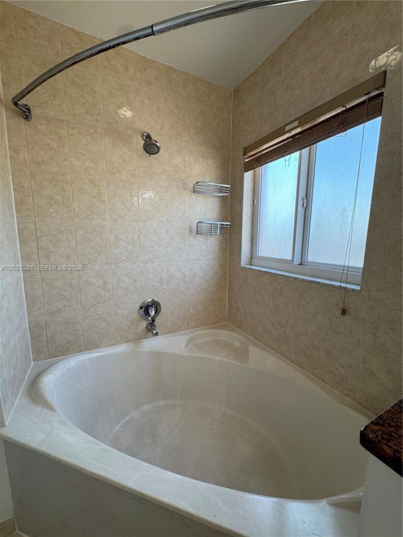 6004 SW 8th St, Unit 2, West Miami, FL 33144 Photo