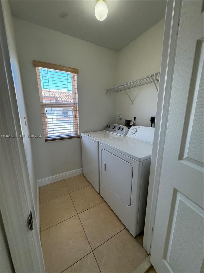 6004 SW 8th St, Unit 2, West Miami, FL 33144 Photo