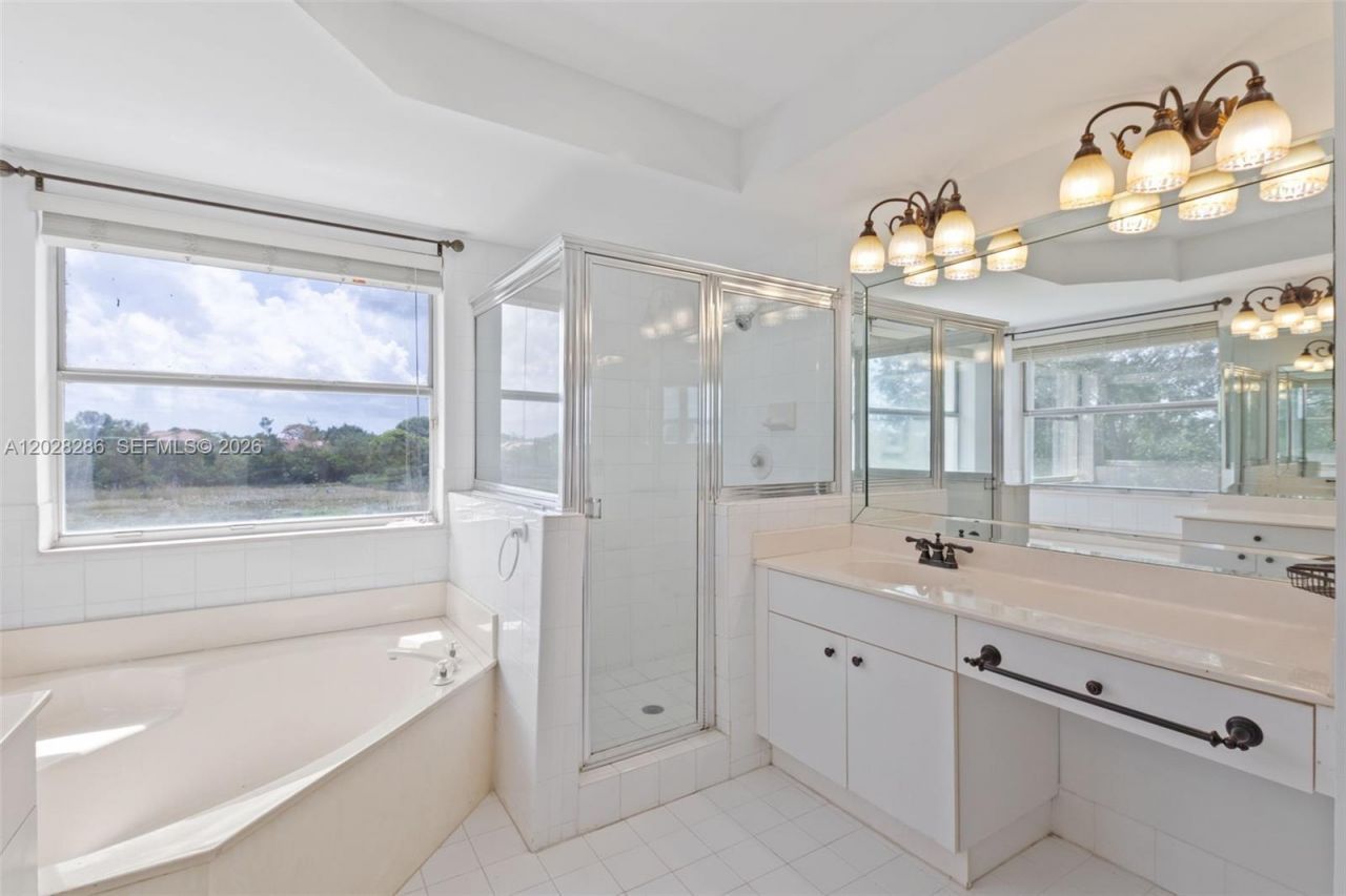 1303 NW 167 Ave, Unit 1303, Pembroke Pines, FL 33028 Photo