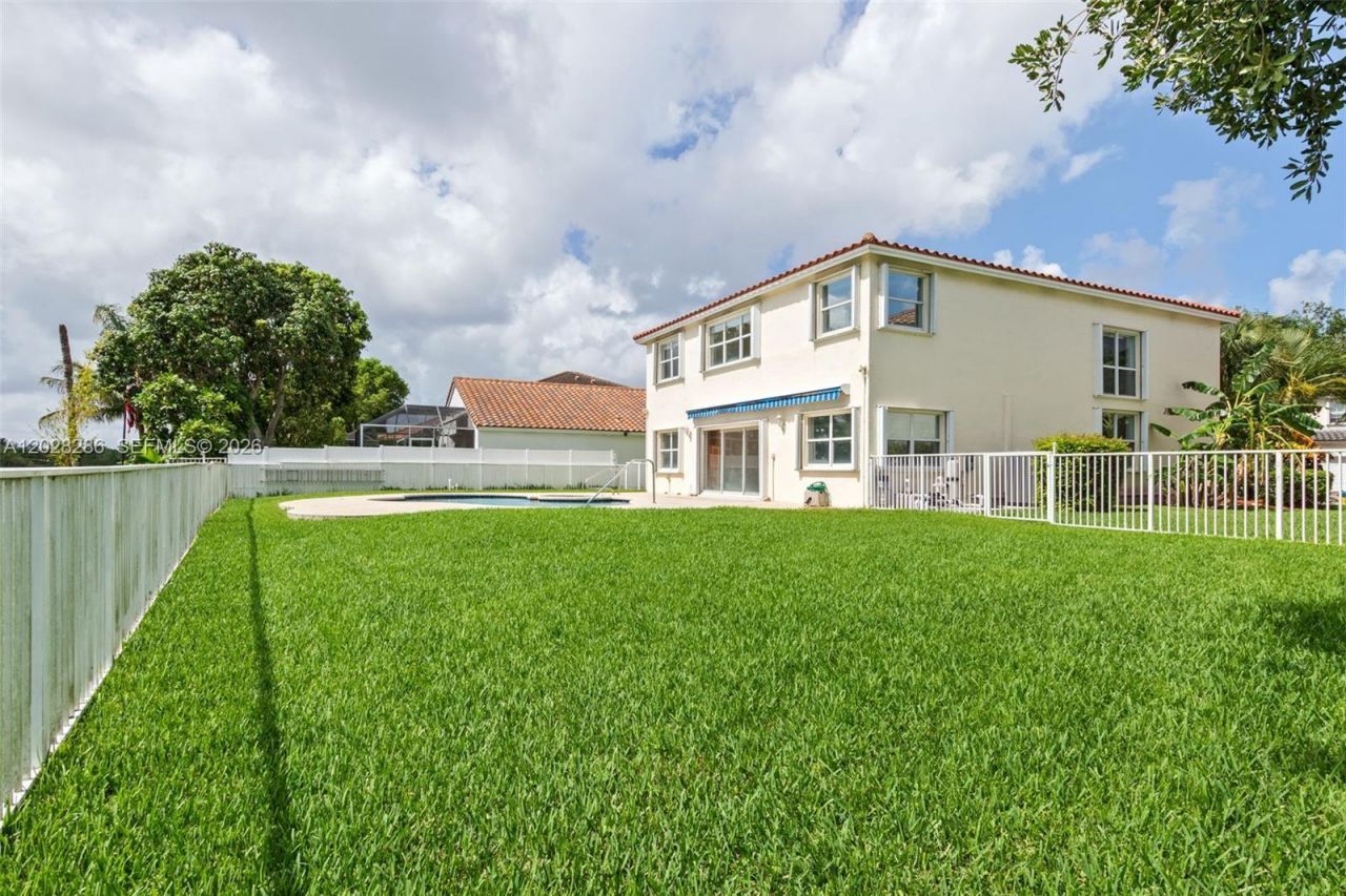 1303 NW 167 Ave, Unit 1303, Pembroke Pines, FL 33028 Photo